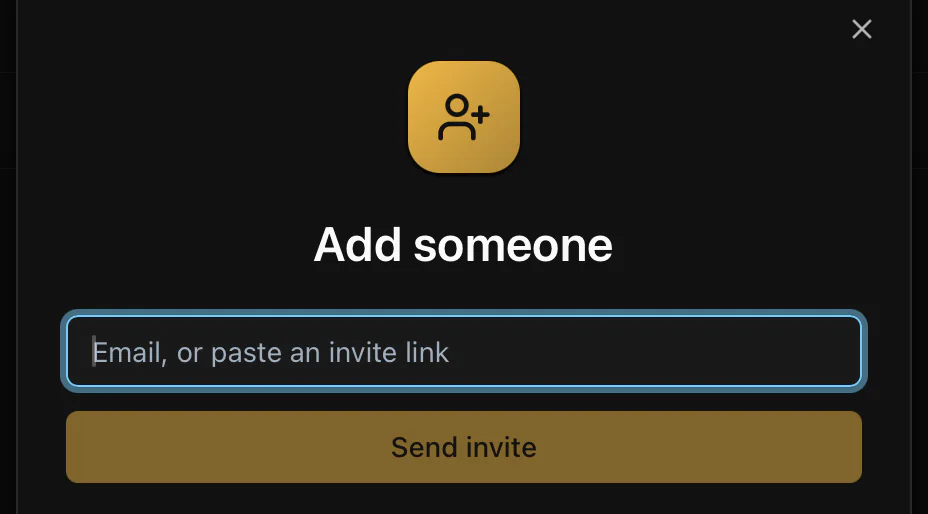 Der Dialog „Add someone“ in der Entwicklungsversion von Kunobi: ein Feld für eine E-Mail oder einen Einladungslink und die Schaltfläche „Send invite“.